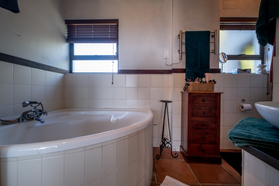 4 Bedroom Property for Sale in St Francis On Sea Eastern Cape